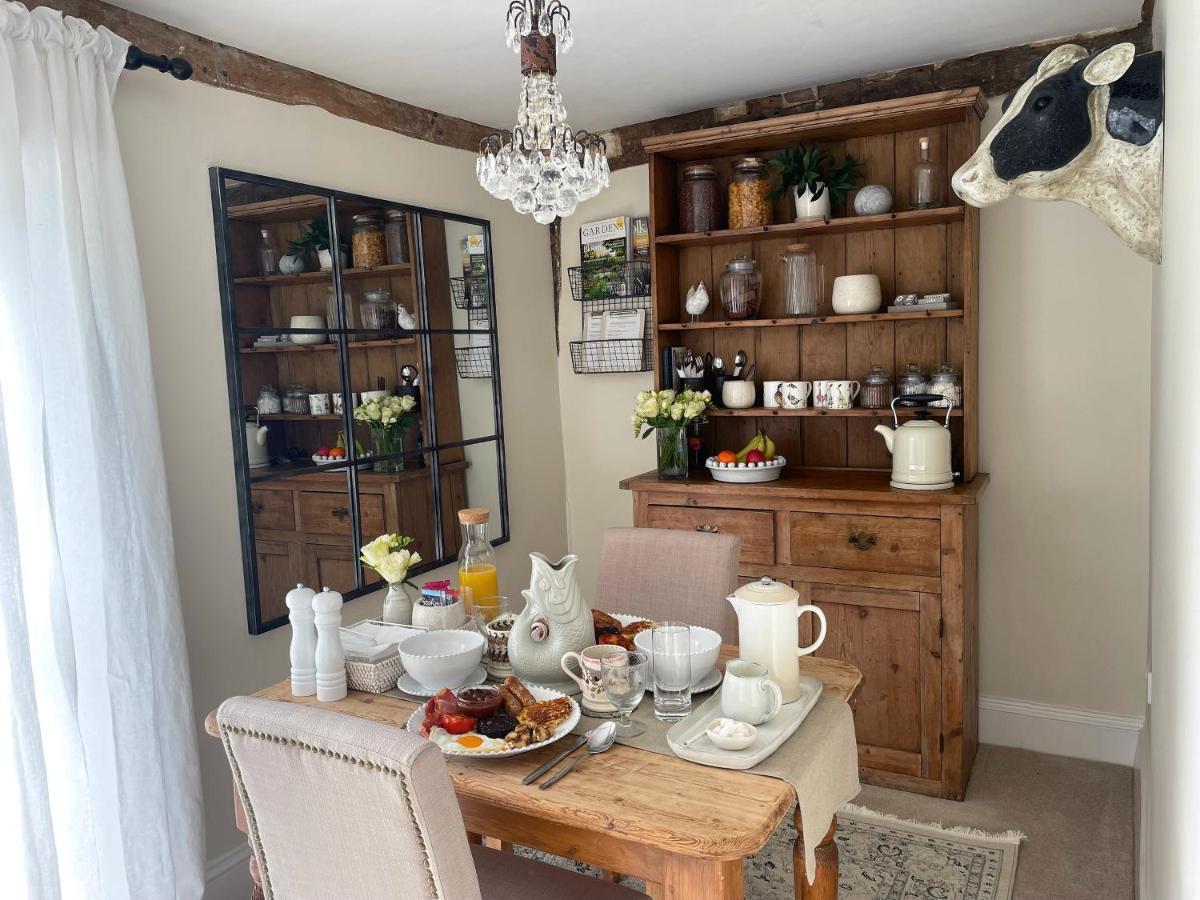 Church Farm Bed & Breakfast Thurlton Bagian luar foto